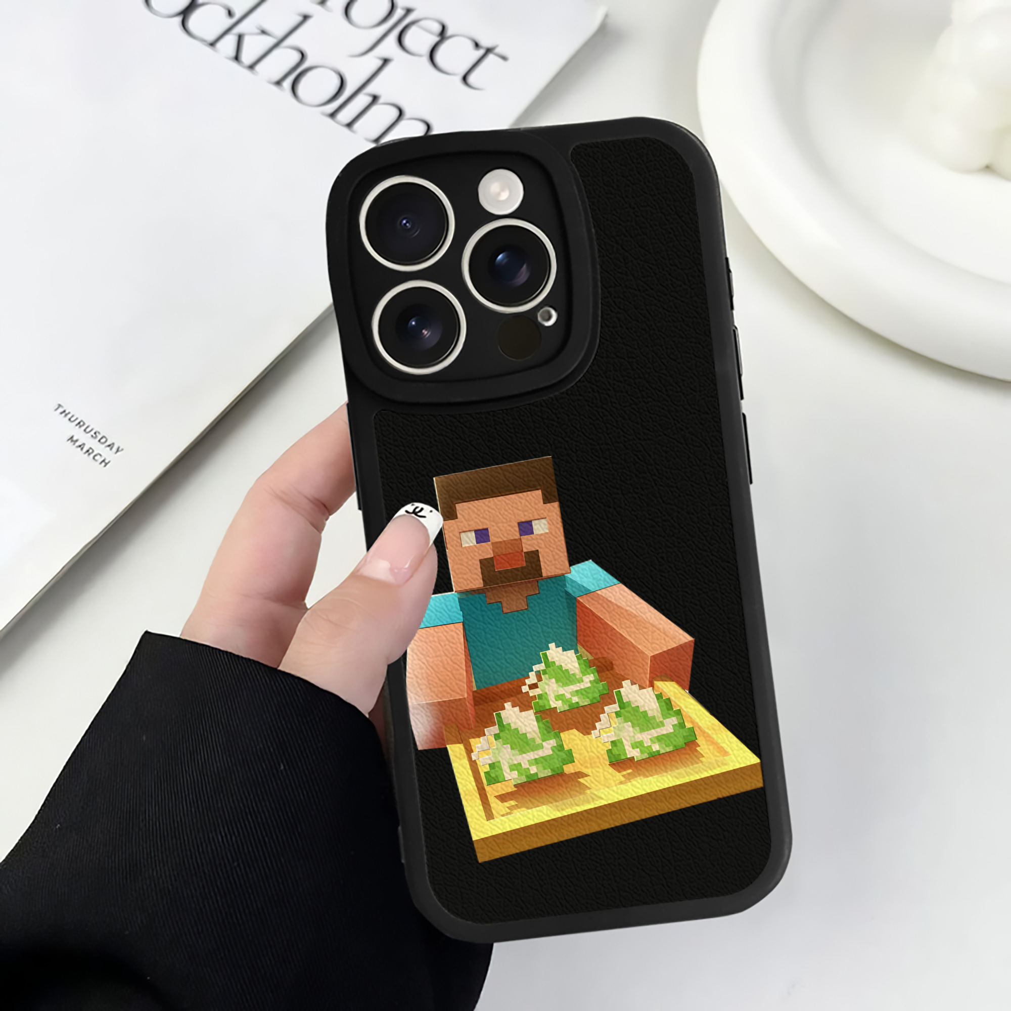 （画像用） マインクラフト ブロックの世界 Minecraft MC Block world 【iPhone 16シリーズ対応】シリコンスマホケース（レザー調） 材質：シリコン